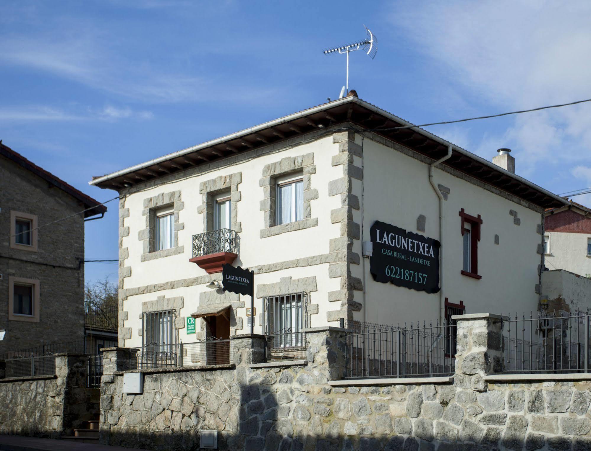 Casa Rural Lagun Etxea Pobes Exterior foto